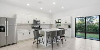 816 NW 3rd Terrace 818, Pompano Beach, FL 33060 Gallery 1