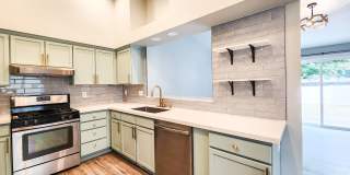 Arlington Rambler - 3bd/2ba Gallery 4