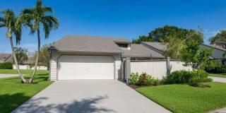 13368 Bedford Mews Court Gallery 20