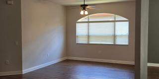 Freshly Painted 4BR/2BA Pool Home with Screened Pool & Spa – Move-In Ready! Gallery 9