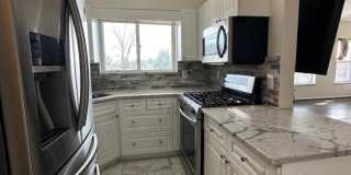 322 Brittany Dr Gallery 1