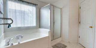 16552 Northeast Pacific Terrace Gallery 27
