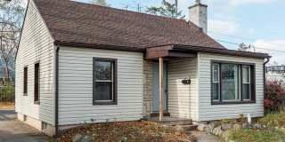 1502 White Gallery 1