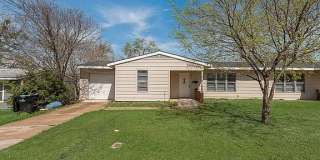 165 Eisenhower Boulevard Gallery 1
