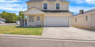 4 Bed 2 1/2 Bath SFH in Orchard Mesa Gallery 1