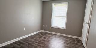 3 Bedroom 2 Bathrooms with Fully Fenced In Yard AVAILABLE NOW!!! Gallery 8