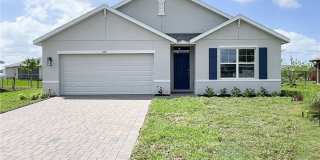 920 NE 10th Street Gallery 1