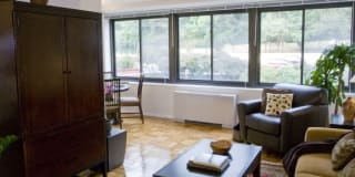 eaves Glover Park Gallery 3