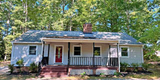 Immaculate rancher on a large corner lot Gallery 1
