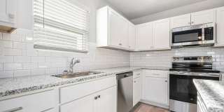 1002 Maple Avenue Gallery 6