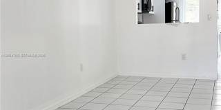 6960 NW 174th Ter Gallery 11