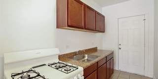 7057 Princeton Englewood Apartments Gallery 10