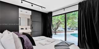 2500 Bayview Dr Gallery 38