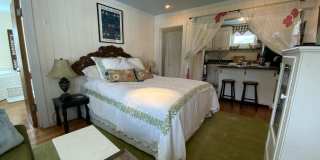 837 Main Street Gallery 1