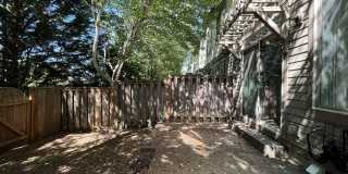 Beautifully Updated Bethany Townhome with Private Backyard and Modern Finishes Gallery 39