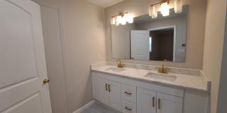 8598 Meadowbrook Dr Gallery 22