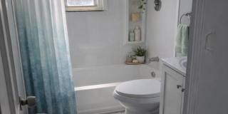 Updated 5 Bed, 2 Bath in Euclid Gallery 13