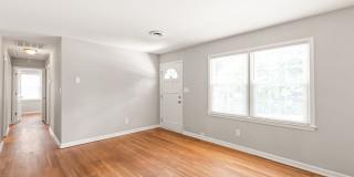 4 Bedroom Ranch w/ Fenced Yard Gallery 7