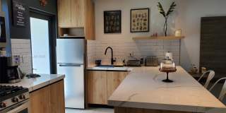 740 SW 9th St Gallery 18