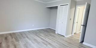 Renovated townhome in Great Alpharetta location Gallery 11