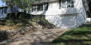 Split level 3BR 2 Bathroom Home with a finished basement. Close to Benson! Gallery 1