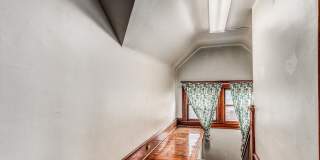 **For Lease: 912 E 31st St – Spacious 5‑Bedroom Historic Home in Central Kansas City** Gallery 24
