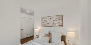 Columbia Heights 2BR 2BA w/Parking & Private Patio Garden Gallery 14
