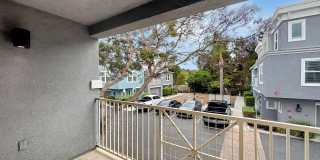 SD: Bright 2BD/2.5BA Townhome in Point Loma with Fireplace, Private Balcony & Tandem Garage Gallery 21