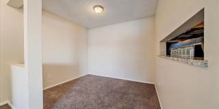 1 Bedroom Condo in Aurora Gallery 6