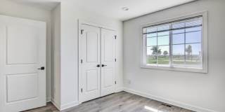 3 Bedroom Town Home Gallery 20