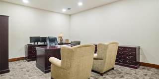 809 Woodrow Wilson Ray Circle Gallery 21