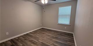 7609 Bayley Gallery 13