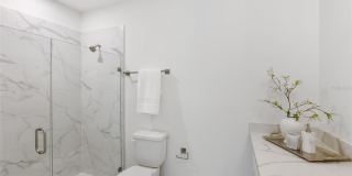 266 PARK LAKE STREET Gallery 18