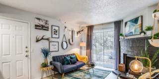 11692 Huebner Rd Gallery 1