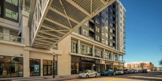 Premier Apartments Gallery 7