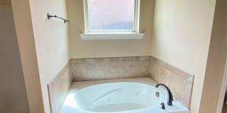 3/2 1842 sqft 2304.95 per month 1144 Island Park Blvd Gallery 18
