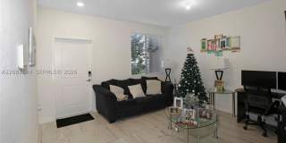 2432 SE 10th Ct Gallery 2