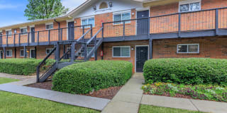 Belmont Crossing Gallery 1