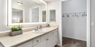 Residences at 4225 Gallery 8