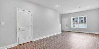 LIMITED-TIME OFFER: Lease today for $1,450/month with a $500 Security Deposit with Approved Credit! Gallery 9