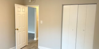 612 12th St NE Gallery 8