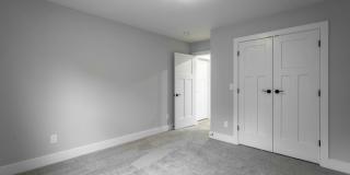 650 Ladd Avenue Gallery 36