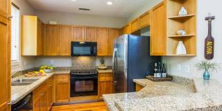 Modern Water Front Condo w/Gorgeous Views, A/C, Yard, & Shared Pool. Ohana Kai Modern Water Front Condo w/Gorgeous Views, A/C, Yard, & Shared Pool. Ohana Kai Gallery 6