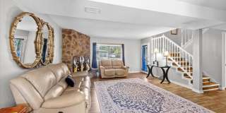 3345 E Lloyd St Gallery 4