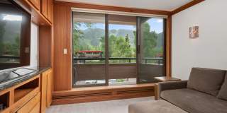 335 Vine Street unit: 335 Gallery 7