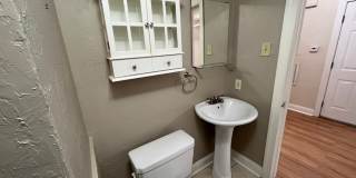 5530 Hays St #3 Gallery 24