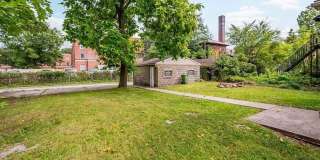 Beautifully remodeled 6 BR, 1.5 Bath brick home on level double-lot in Wilkinsburg! Gallery 31