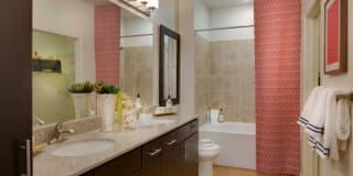 Tapestry at Lake Park Gallery 9