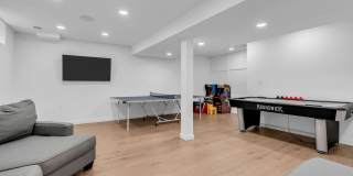 2017 5th Avenue Gallery 28