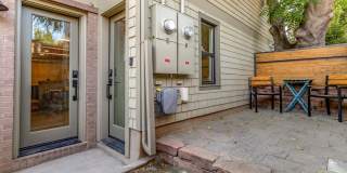 One Bedroom furnished ADU/apartment in The Highlands. Gallery 18